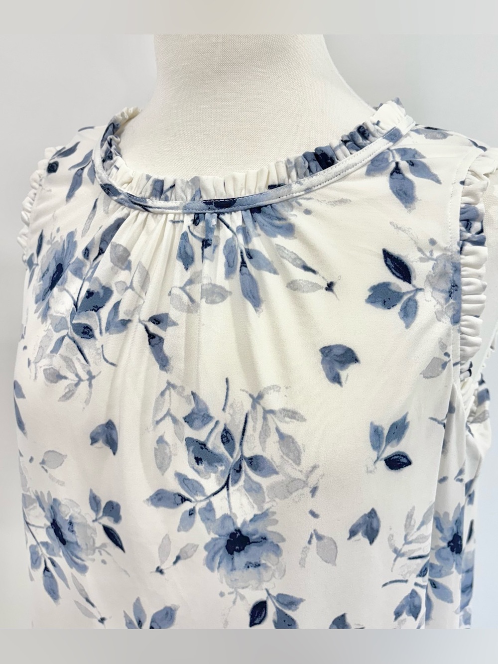 Ricki's white and blue floral top